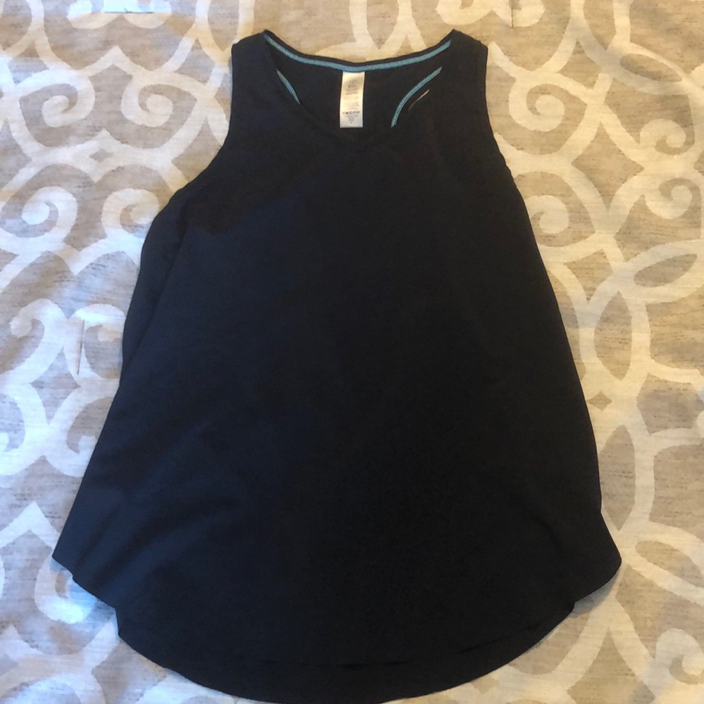 Black tank top!